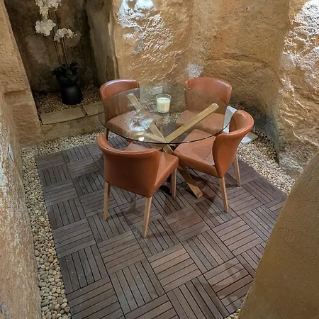 Apartment - Rooftop Views, Wine Cellar & Espresso Senglea